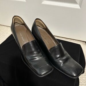 Cute, comfy square toe heels. Like new!